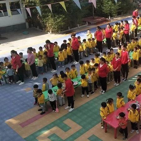 八月十五月儿圆，老师教我做月饼！——七色光开阳关东园中秋节活动