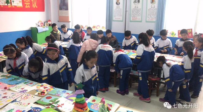 艺术感 ? 创造力从这里腾飞——七色光第一小学开展创意美术作品展活动