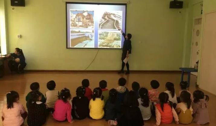 放飞梦想的春日课堂——七色光第一小学“生计教育课”侧记