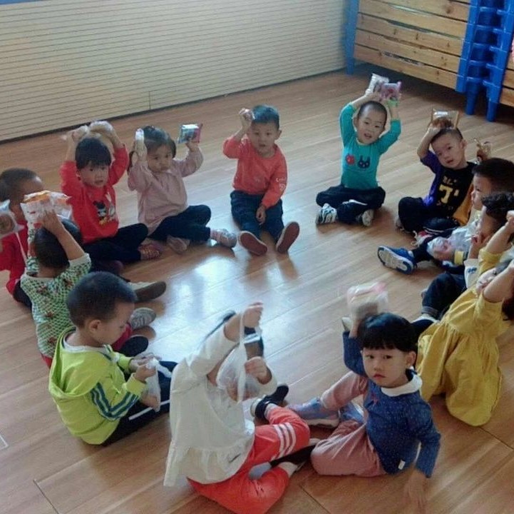 多彩中秋，快乐相聚——七色光开阳昌宏园中秋节活动