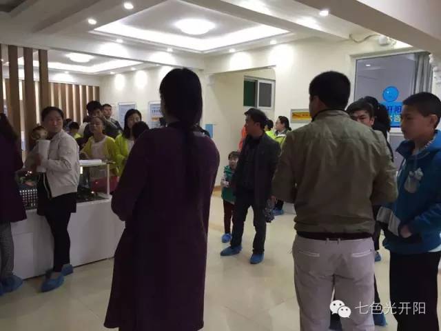 家长青睐七色光，千名考生选开阳——开阳中学初中部招生突破千人，适当调整扩招政策