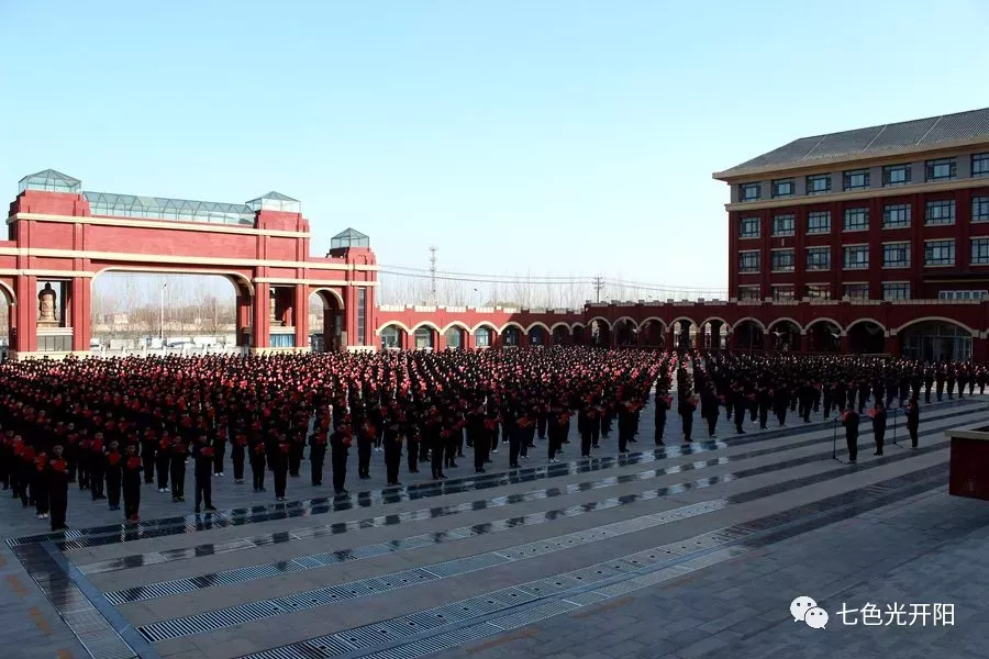 展示文化风采　汇聚志愿力量——“百城万人读中国”活动在开阳启帷