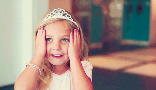 别人夸你家孩子时，你第一句话一定不能这么说！